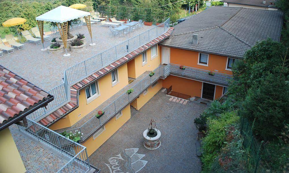 Residence Terry Tremosine Luaran gambar