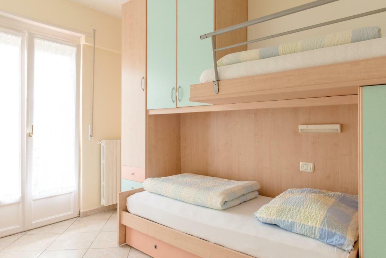 Residence Terry Tremosine Luaran gambar